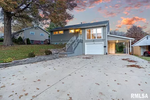 70 Meadowlark Ln, Springfield, IL 62702 photo 2