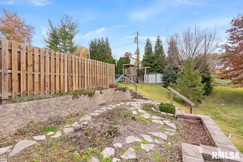 70 Meadowlark Ln, Springfield, IL 62702 photo 3