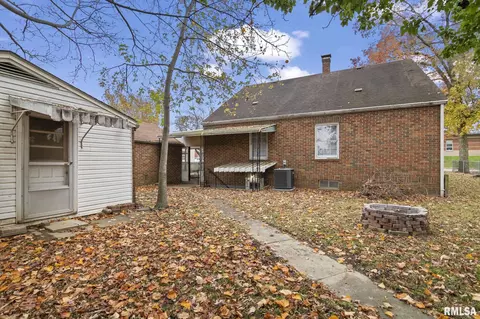 617 E Jefferson St, Riverton, IL 62561 photo 39