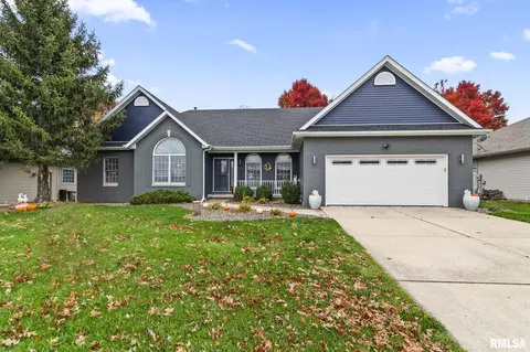 7600 Wentworth Dr, Springfield, IL 62711