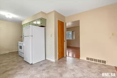 33 Coachlight Ct, Springfield, IL 62703 photo 7