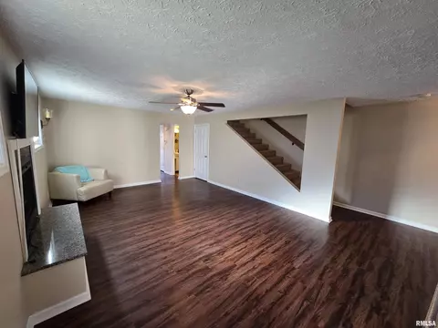 83 Country Pl, Springfield, IL 62703 photo 7