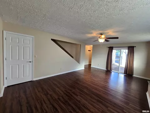 83 Country Pl, Springfield, IL 62703 photo 8