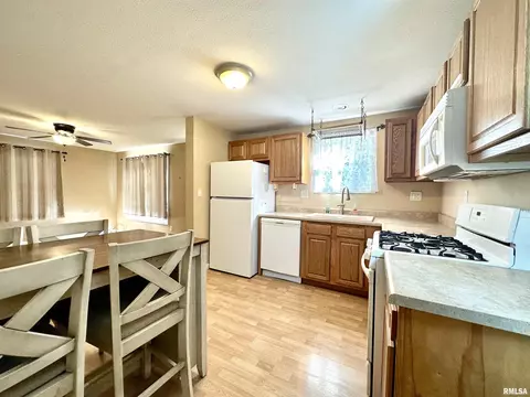 2017 N 22nd St, Springfield, IL 62704 photo 5