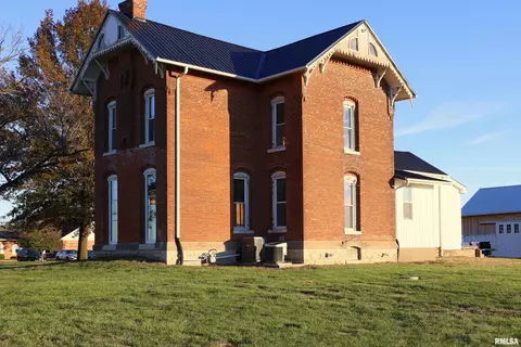 3540 Payson Rd, Quincy, IL 62305