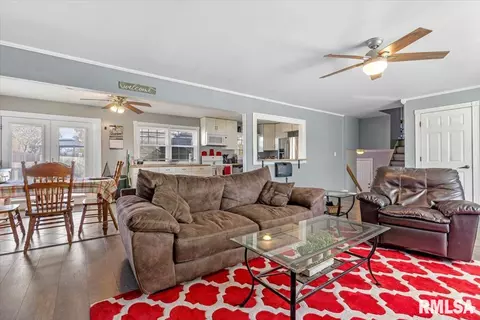2 Vivian Ln, Springfield, IL 62712 photo 10