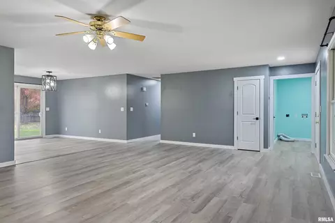 6513 Hayley Ct, Springfield, IL 62712 photo 5
