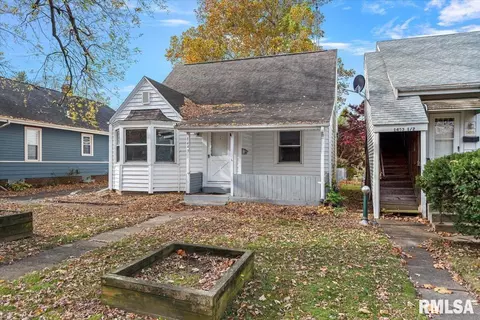 1449 N 3rd St, Springfield, IL 62702