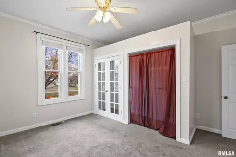 Bedroom - 554 W Canedy St, Springfield, IL 62704 photo 6 of 7