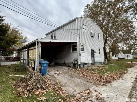 2400 S 8th St, Springfield, IL 62703 photo 13
