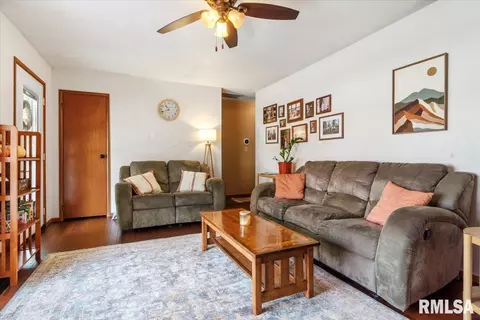 42 Groton Dr, Springfield, IL 62702 photo 5