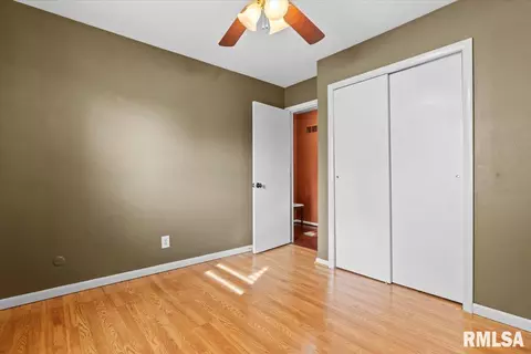 2207 W Iles Ave, Springfield, IL 62704 photo 27
