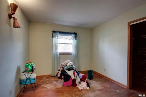 317 W Maple St, Ursa, IL 62376 photo 21