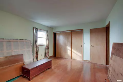 317 W Maple St, Ursa, IL 62376 photo 20