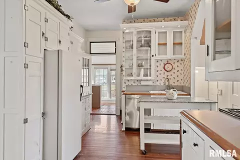 717 S Walnut St, Springfield, IL 62704 photo 22
