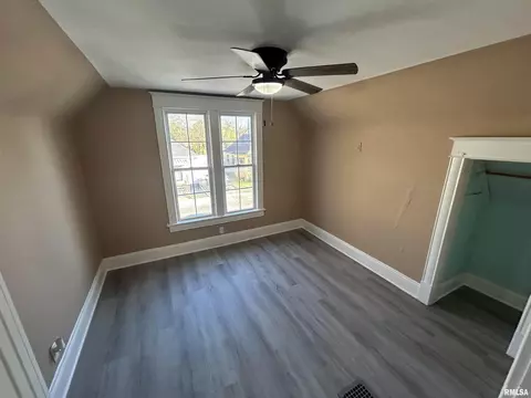 1205 N Poole St, Springfield, IL 62702 photo 13