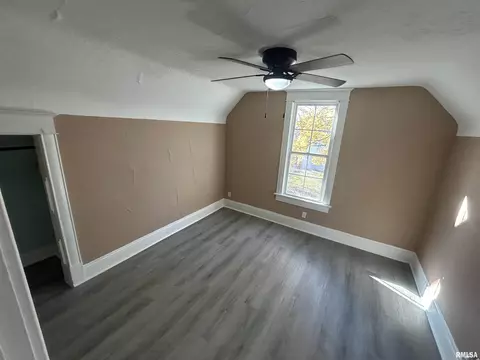 1205 N Poole St, Springfield, IL 62702 photo 15