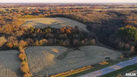 10301 108th St W, Taylor Ridge, IL 61284
