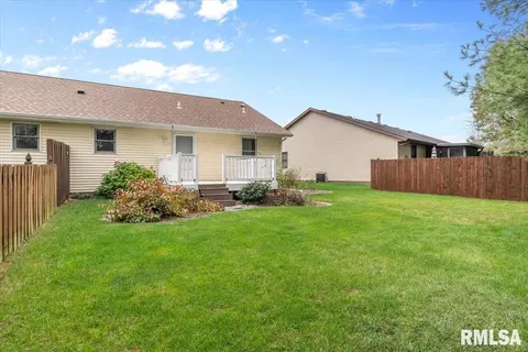 Exterior - 5220 Carlton St, Springfield, IL 62703 photo 4 of 4