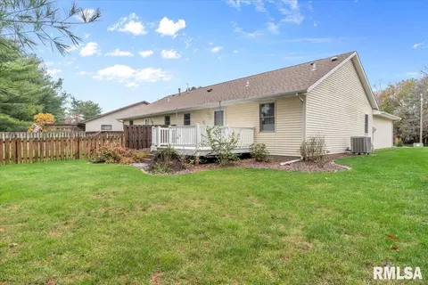Exterior - 5220 Carlton St, Springfield, IL 62703 photo 2 of 4