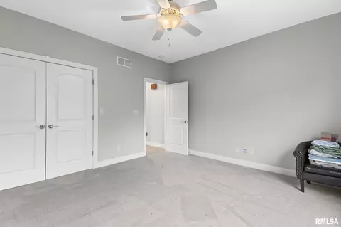 Bedroom - 2205 Interlacken Dr, Springfield, IL 62704 photo 6 of 6