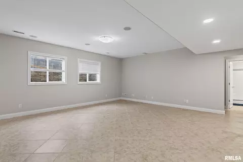 Other - 2205 Interlacken Dr, Springfield, IL 62704 photo 7 of 9