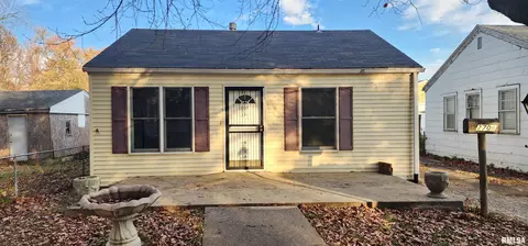 2708 S Walnut St, Springfield, IL 62704 photo 2