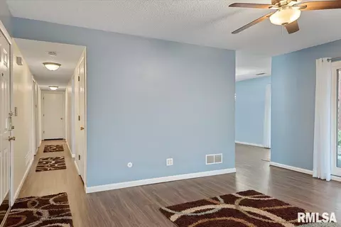 Entry Way - 2645 Cooper Ave, Springfield, IL 62704 photo 1 of 3