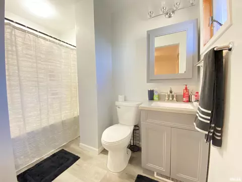 60 Emporia Ave, Springfield, IL 62702 photo 17