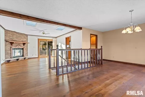 105 Oxford Rd, Springfield, IL 62704 photo 5