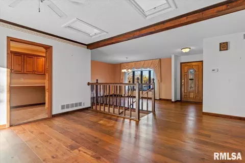 105 Oxford Rd, Springfield, IL 62704 photo 10