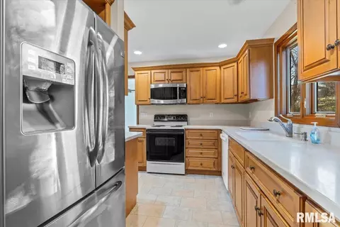 105 Oxford Rd, Springfield, IL 62704 photo 15