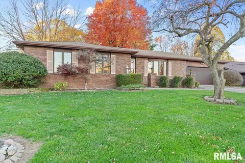 105 Oxford Rd, Springfield, IL 62704 photo 2