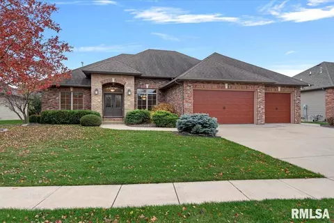 2412 Wimbledon Pl, Springfield, IL 62704