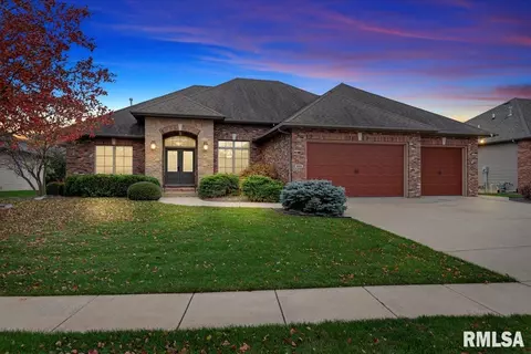 2412 Wimbledon Pl, Springfield, IL 62704 photo 2