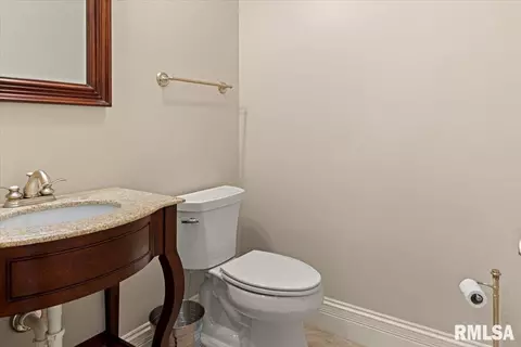2412 Wimbledon Pl, Springfield, IL 62704 photo 35