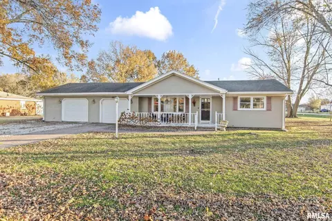 1098 Green Acres Ln, Springfield, IL 62707
