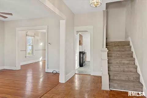 1514 S Spring St, Springfield, IL 62704 photo 4