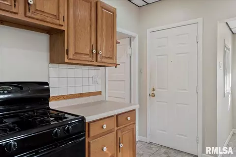 1514 S Spring St, Springfield, IL 62704 photo 16