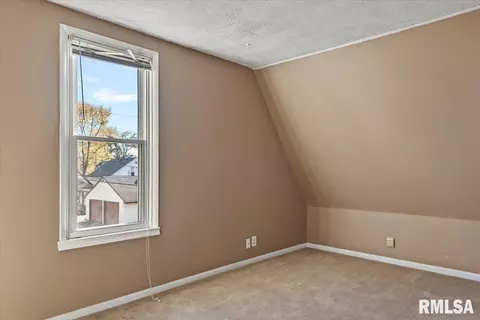 1514 S Spring St, Springfield, IL 62704 photo 22