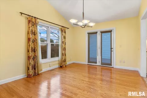 7 Chimney View Ln, Springfield, IL 62707 photo 9