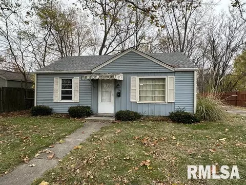 1040 N Walnut St, Springfield, IL 62702