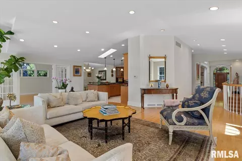 8 The Elms Ln, Springfield, IL 62712 photo 15
