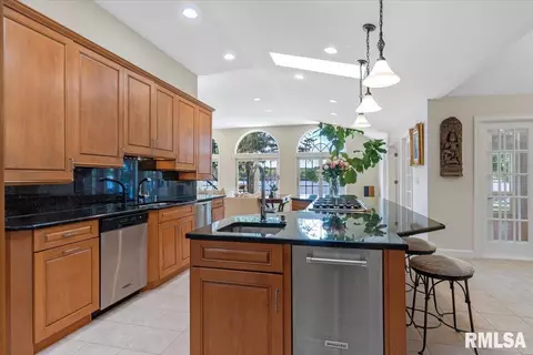 8 The Elms Ln, Springfield, IL 62712 photo 21