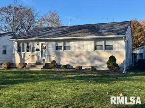 11 Bob O Link Dr, Springfield, IL 62702