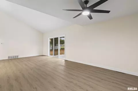 15 Hyde Park Pl, Springfield, IL 62703 photo 6