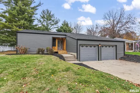 15 Hyde Park Pl, Springfield, IL 62703 photo 2