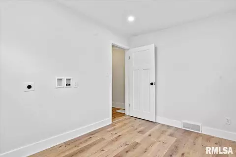 Other - 842 S Macarthur Blvd, Springfield, IL 62704 photo 5 of 5