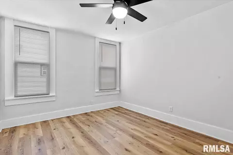 Bedroom - 842 S Macarthur Blvd, Springfield, IL 62704 photo 1 of 10