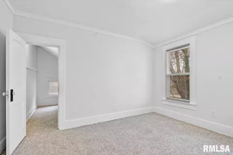 Bedroom - 842 S Macarthur Blvd, Springfield, IL 62704 photo 3 of 10